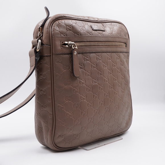 ❌️❌️SOLD❌️❌️BF54❤️ GUCCI Guccissima Messenger Bag - Picture 6 of 14